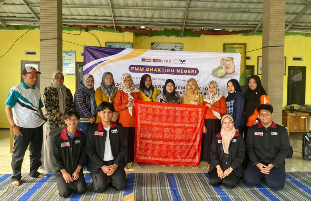 pelatihan membatik prodi pendidikan bahasa inggris
