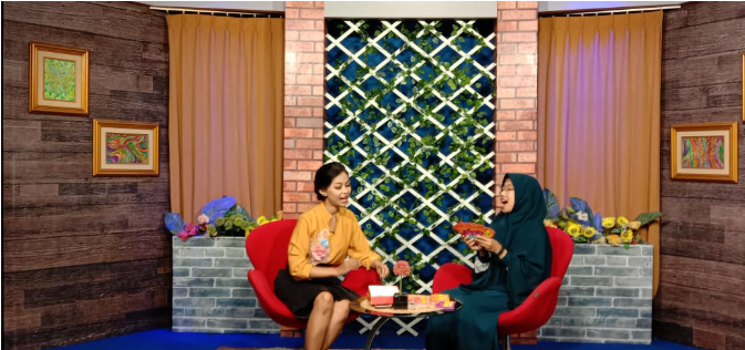 Galuh Presenter ATV dan Rafika Rabba Farah, M.Ed., saat on air dalam segmen I Love Malang Raya (12/2).
